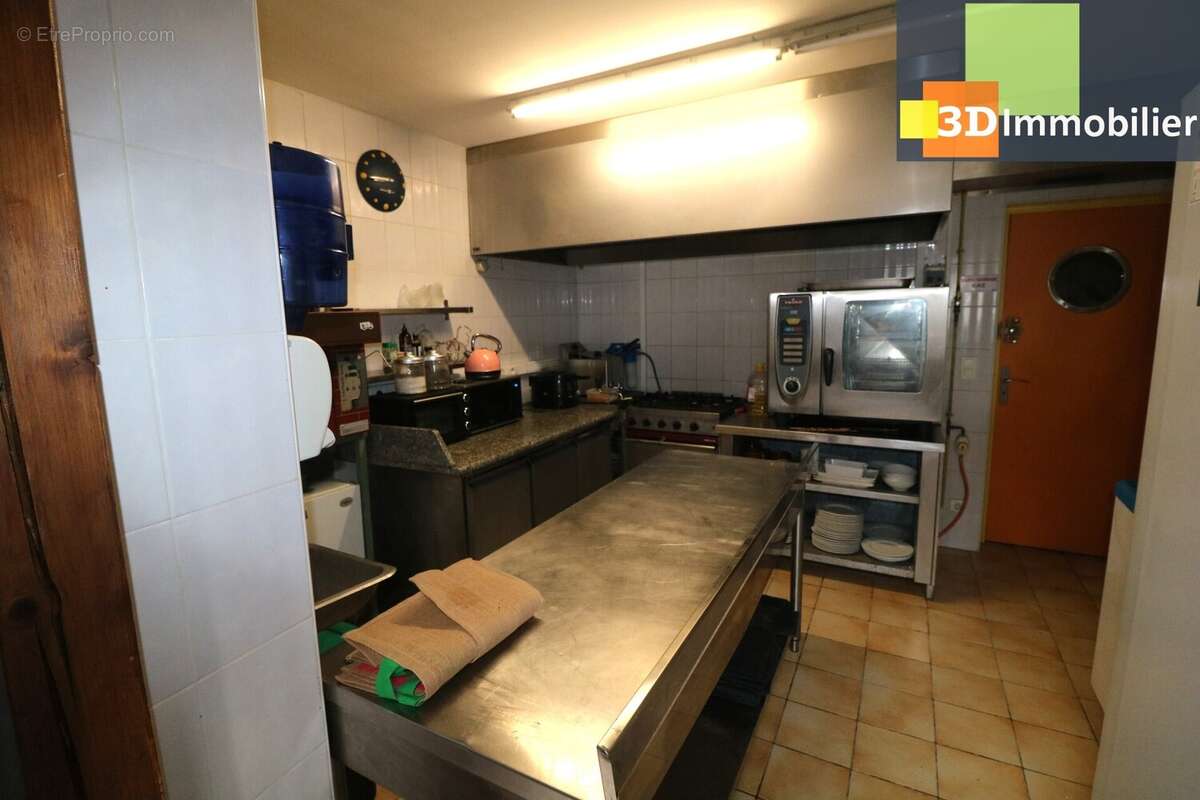 Commerce 250 m² à Dole  - photo 8