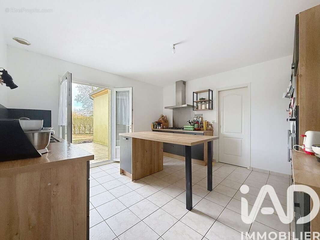 Photo 4 - Maison à ECROSNES