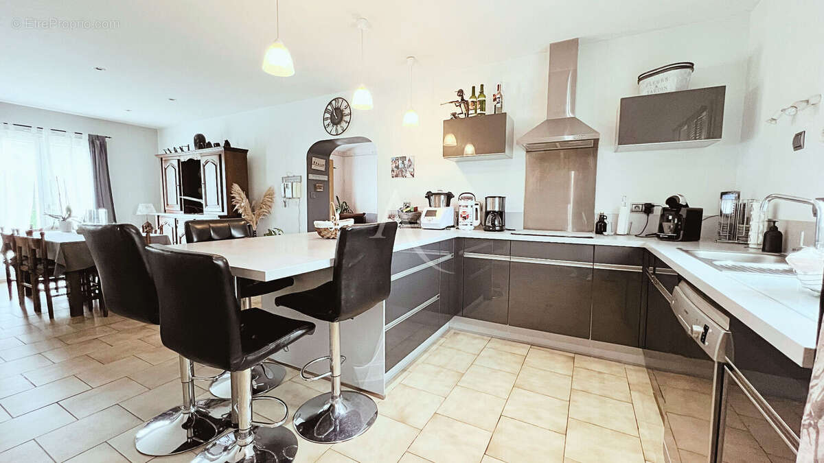 Maison à NIEULLE-SUR-SEUDRE