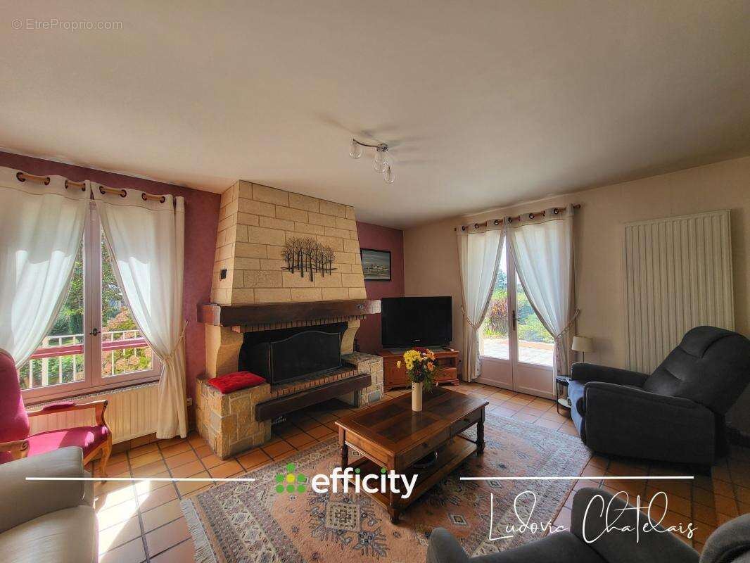 Maison à PARTHENAY-DE-BRETAGNE