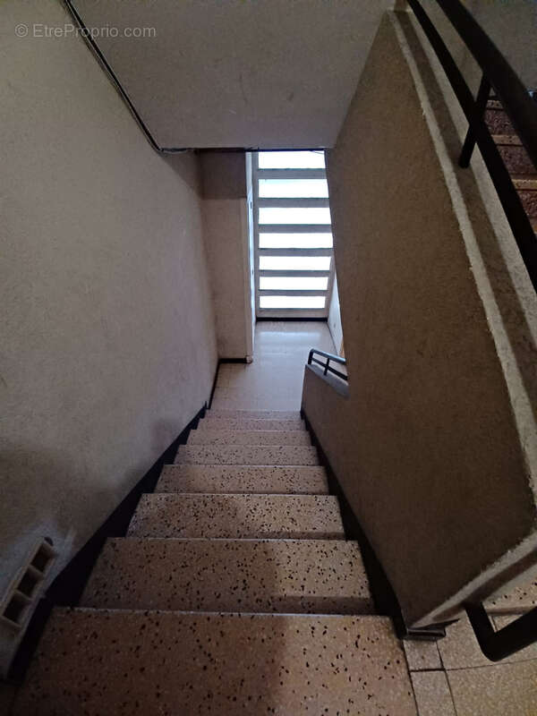 Appartement T3 quartier Font Neuve 2ème étage - photo 13