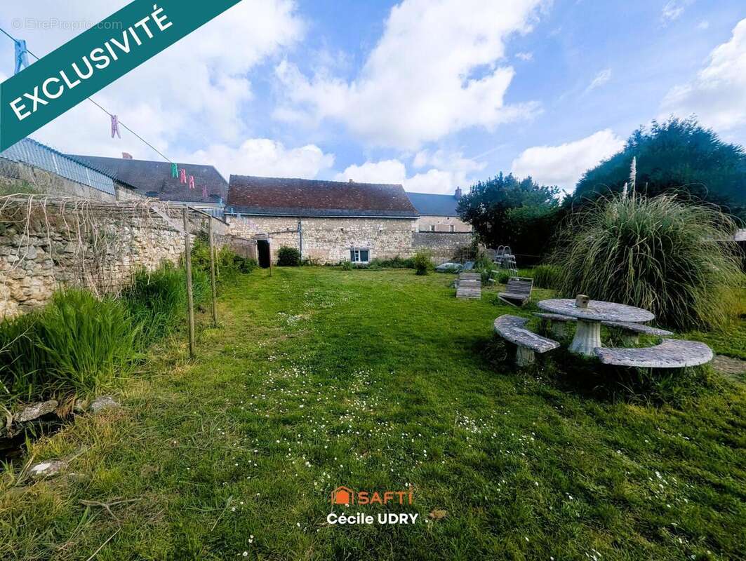 Photo 2 - Maison à SAINT-EPAIN