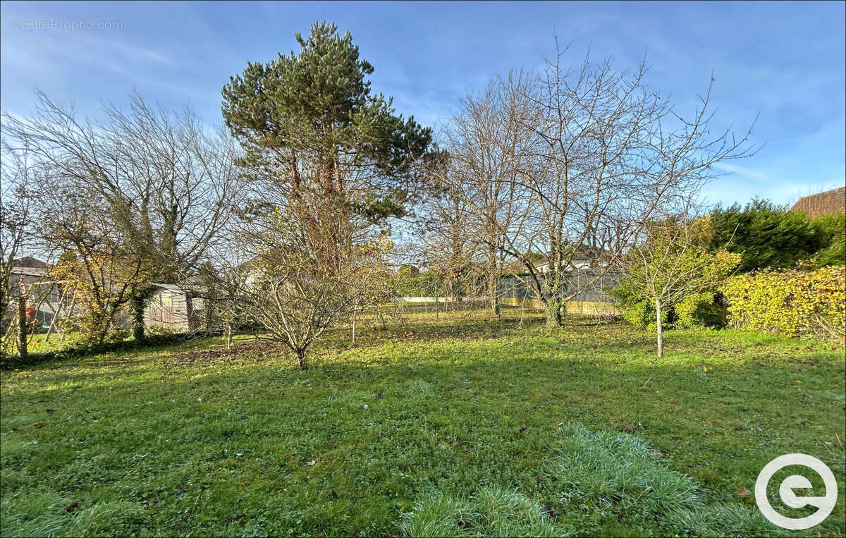 Maison à SAINT-MARTIN-DU-TERTRE