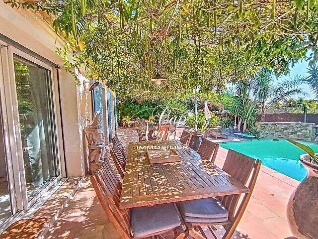 Villa de charme avec garage à vendre dans les hauteurs de grimaud - golfe de saint tropez - photo 6