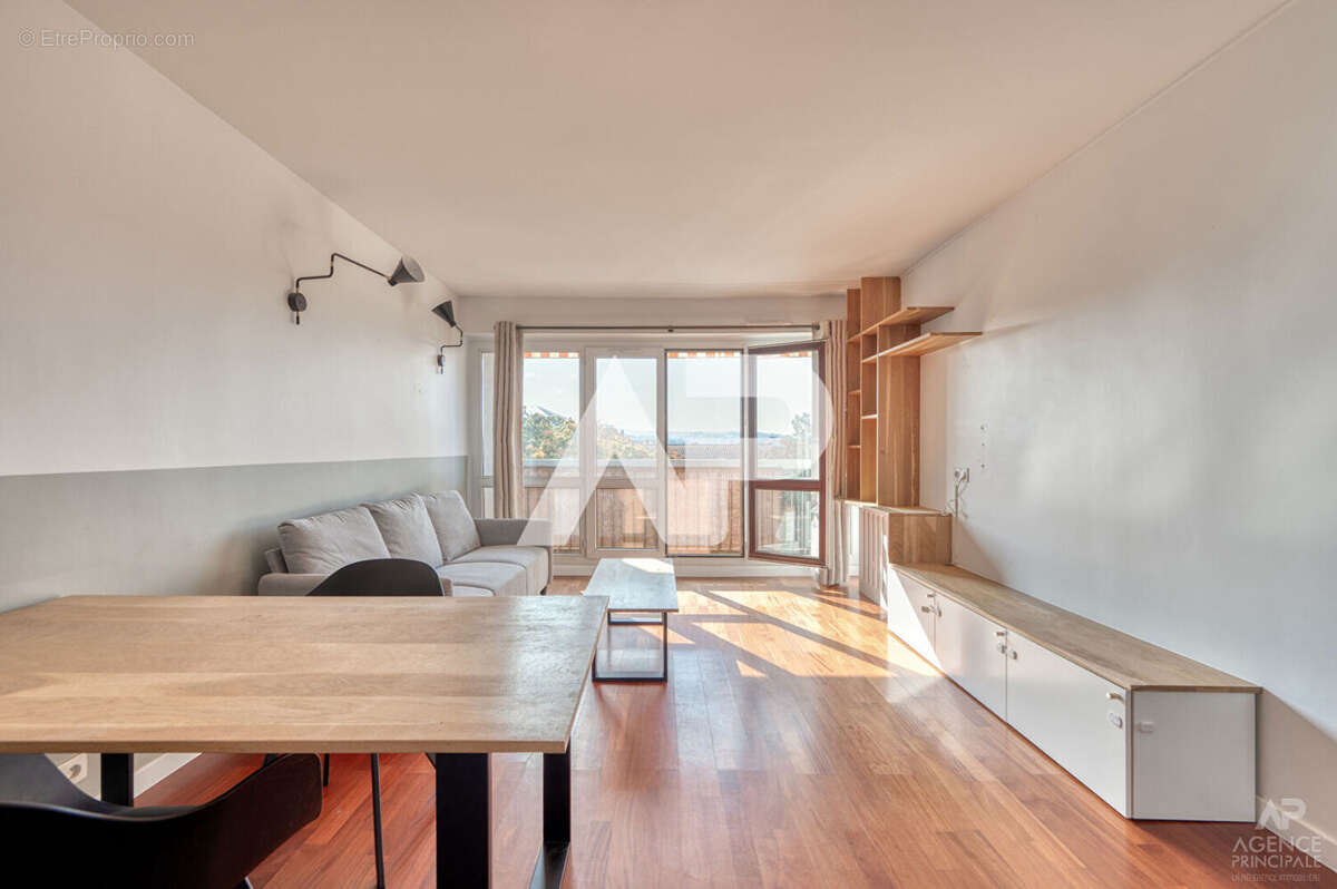 Appartement à RUEIL-MALMAISON