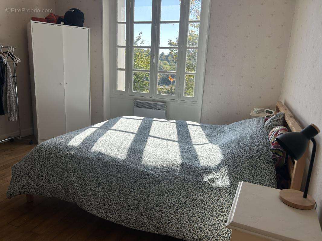 Maison à NANTEUIL-EN-VALLEE