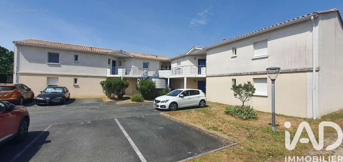 Photo 2 - Appartement à AMBARES-ET-LAGRAVE