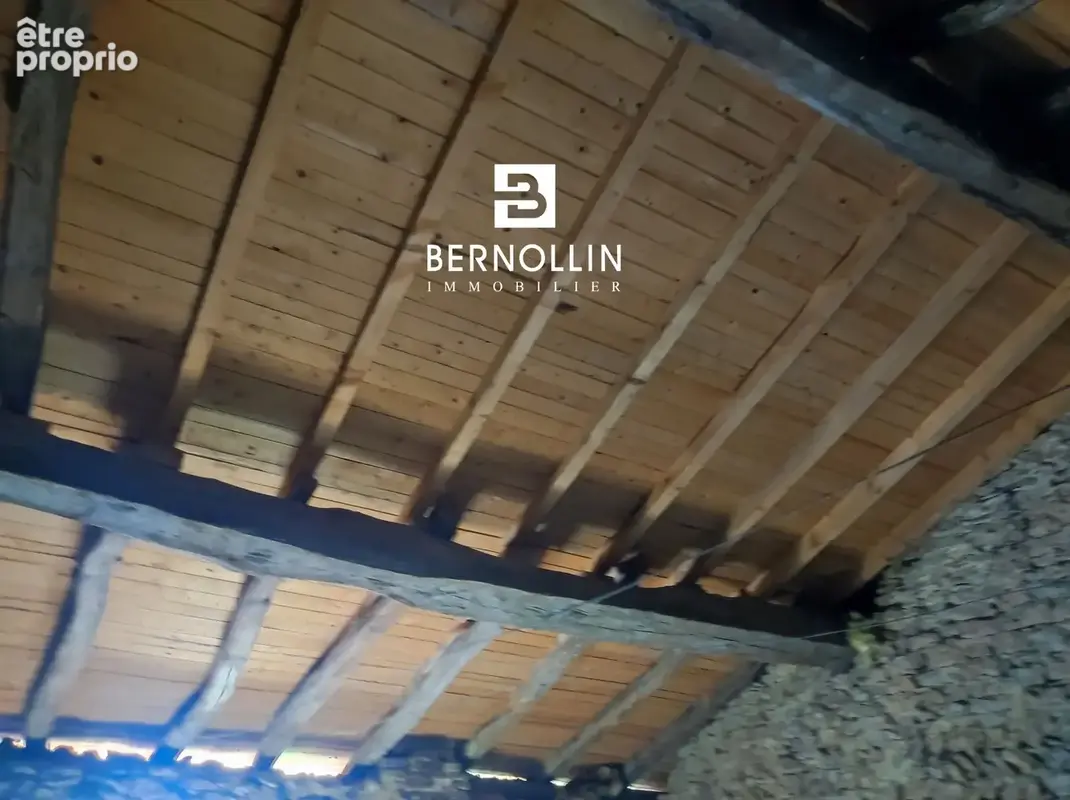 Maison de village en pierre à rénover de 90 m2 au coeur de Treffort - photo 7
