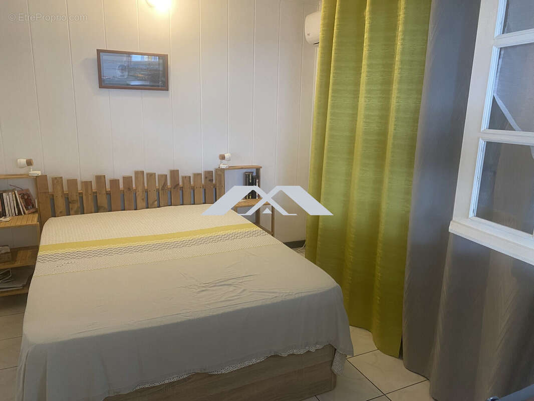 Maison à PETITE-ILE