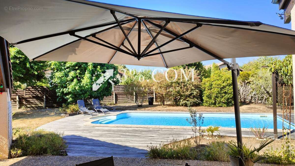 Maison d'architecte avec piscine   Quartier recherché de Mon - photo 18