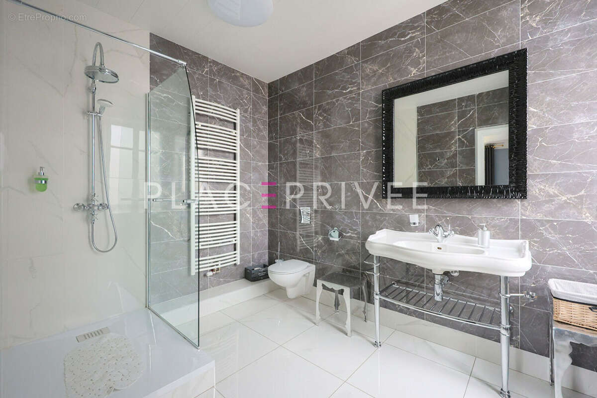 Maison à THAON-LES-VOSGES