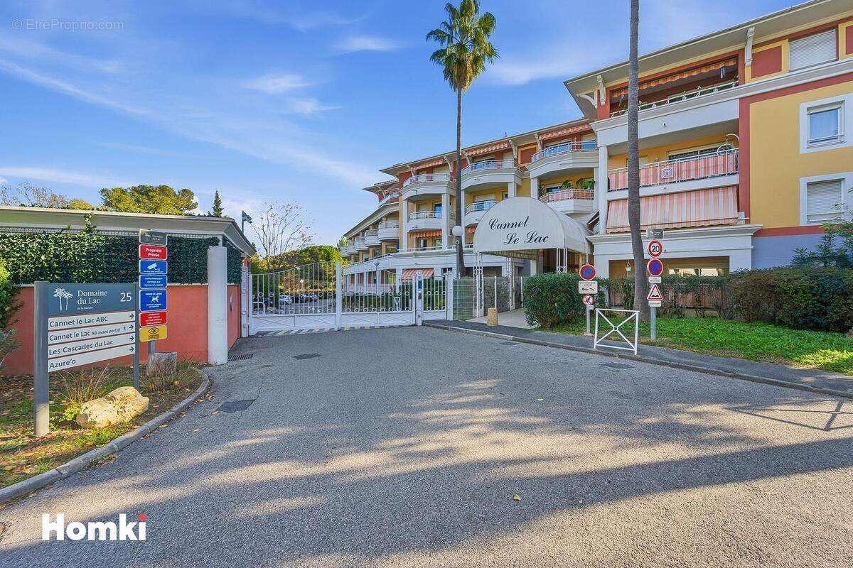 Appartement à LE CANNET