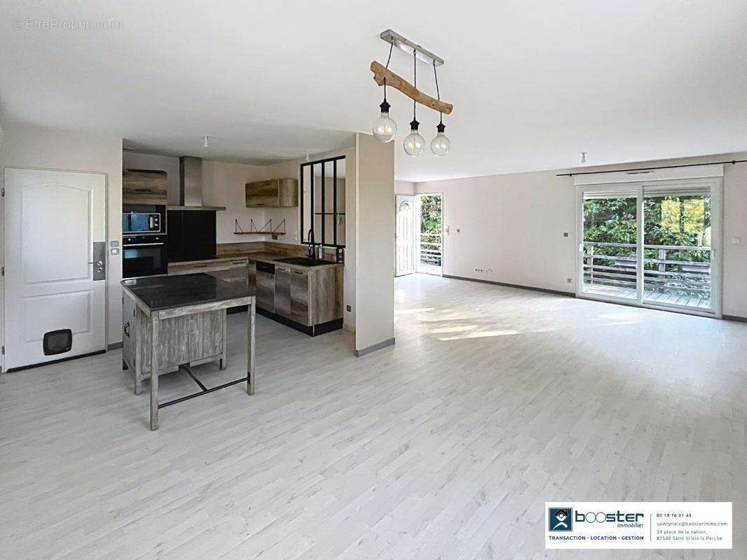 Maison à BONNAC-LA-COTE