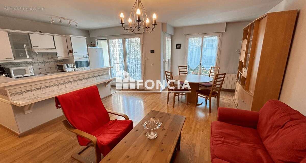 Appartement à ARPAJON