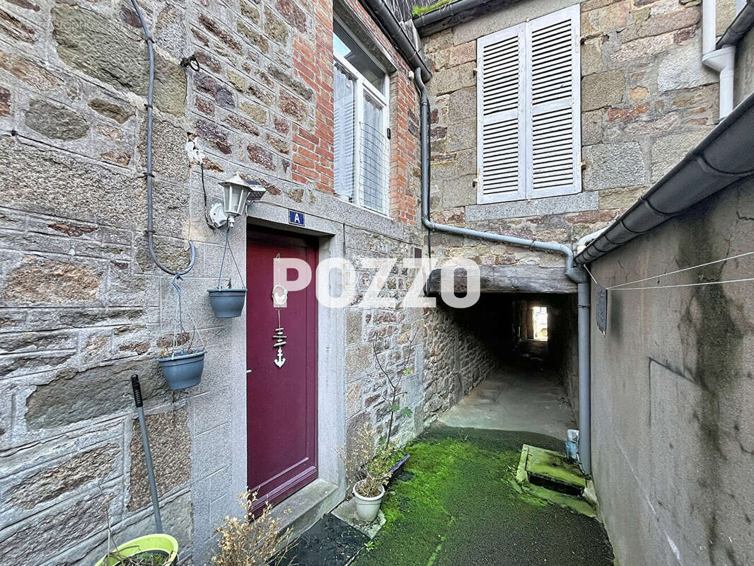 Maison à VILLEDIEU-LES-POELES