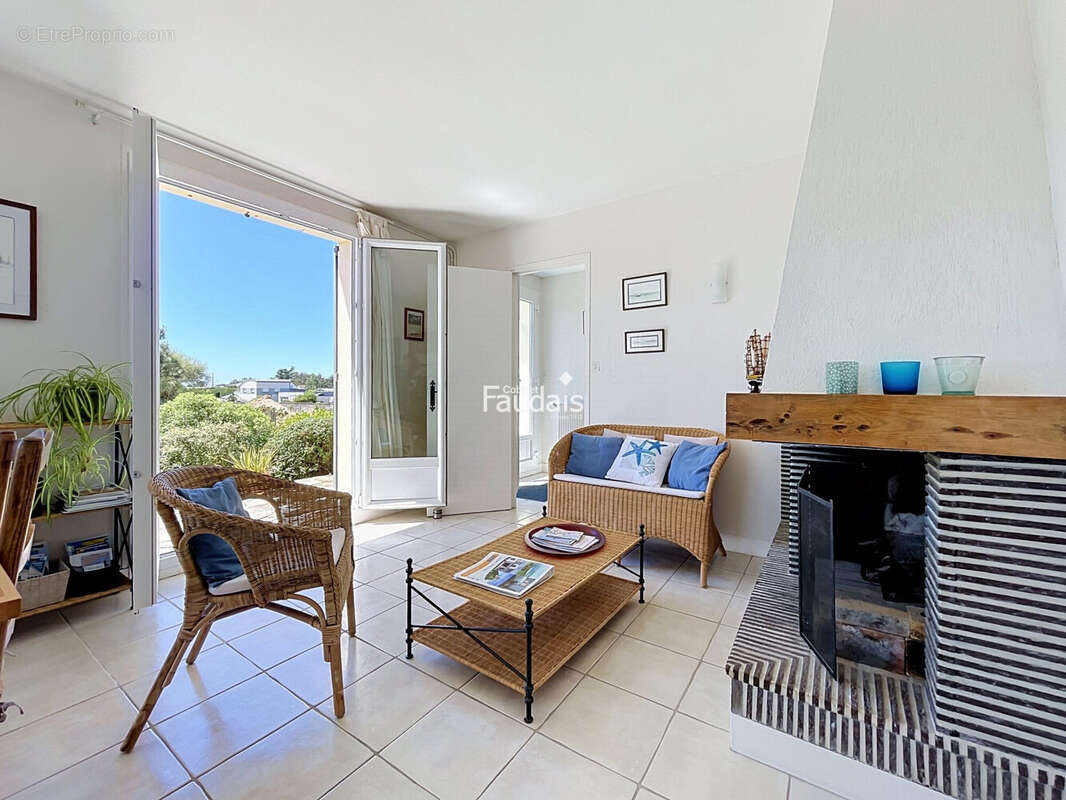 Maison 125 m² à Agon-Coutainville  - photo 6