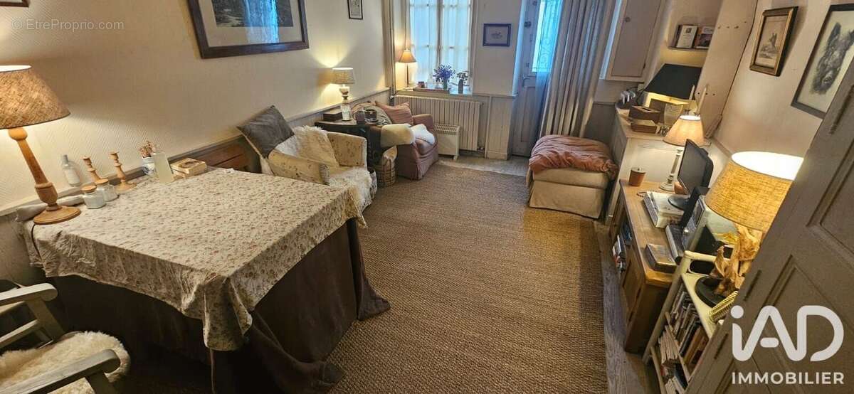 Maison 65 m² à Villeneuve-Sur-Bellot  - photo 2