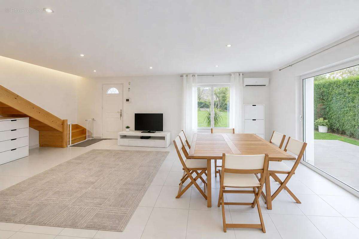 Maison de 4 pièces de 105 m² à Lully - photo 5