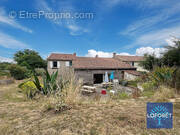 Maison à CHATEAU-GUIBERT