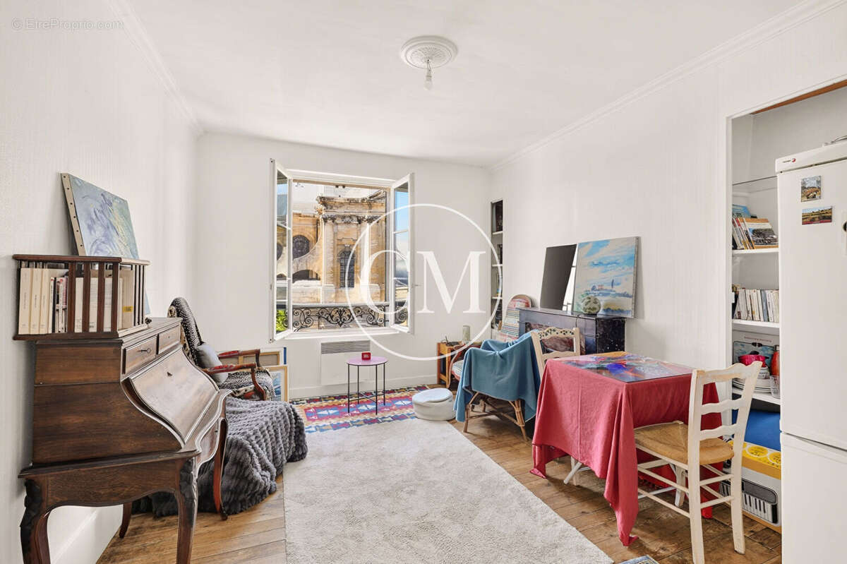 Appartement à VERSAILLES