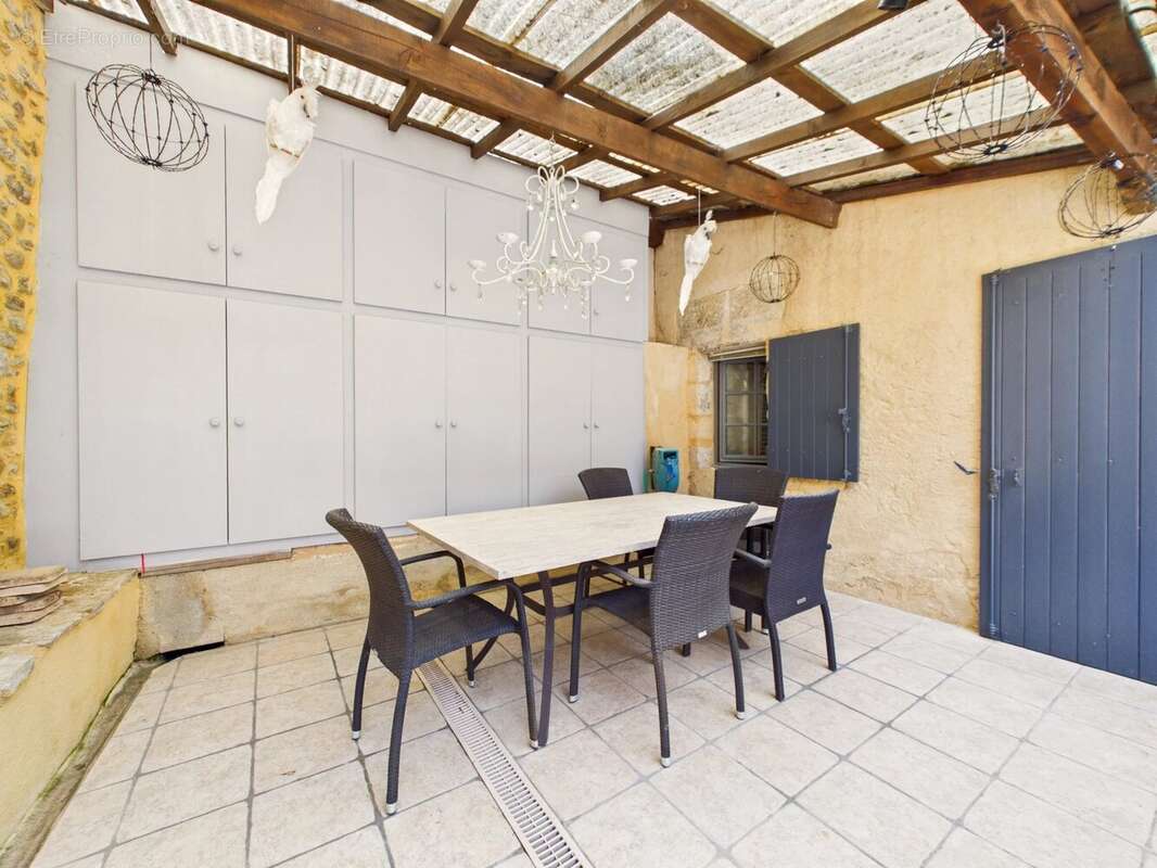 Charmante maison avec piscine à Le Bugue. - photo 16