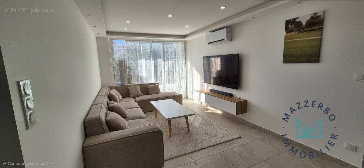Appartement à MARSEILLE-9E