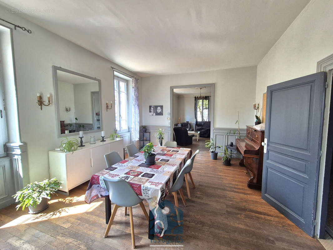 Maison à LAPALISSE