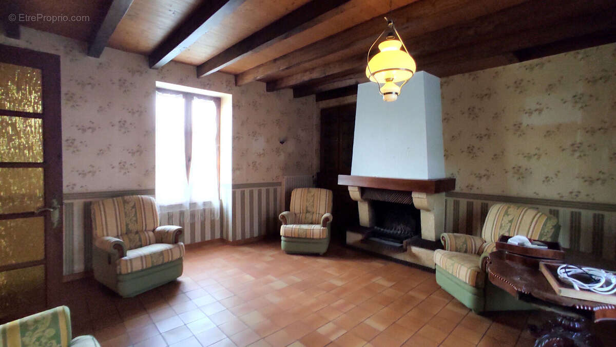 Maison à ANTRAN