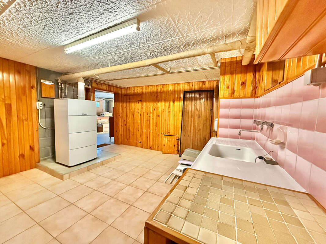 Maison à SAINT-JEAN-DE-BRAYE