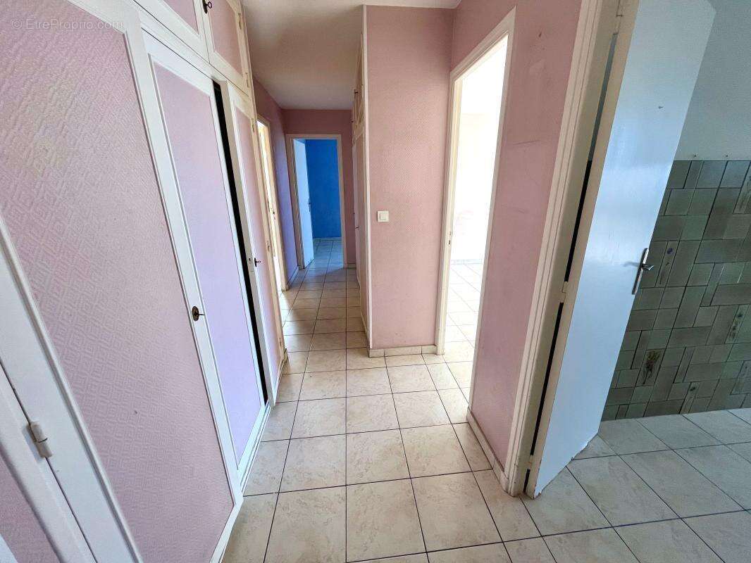 Appartement à LE CANNET