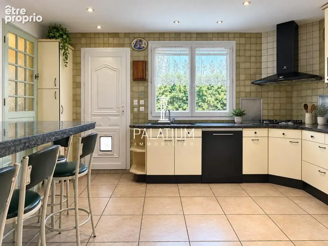 Espace et piscine : la maison de famille idéale - photo 19