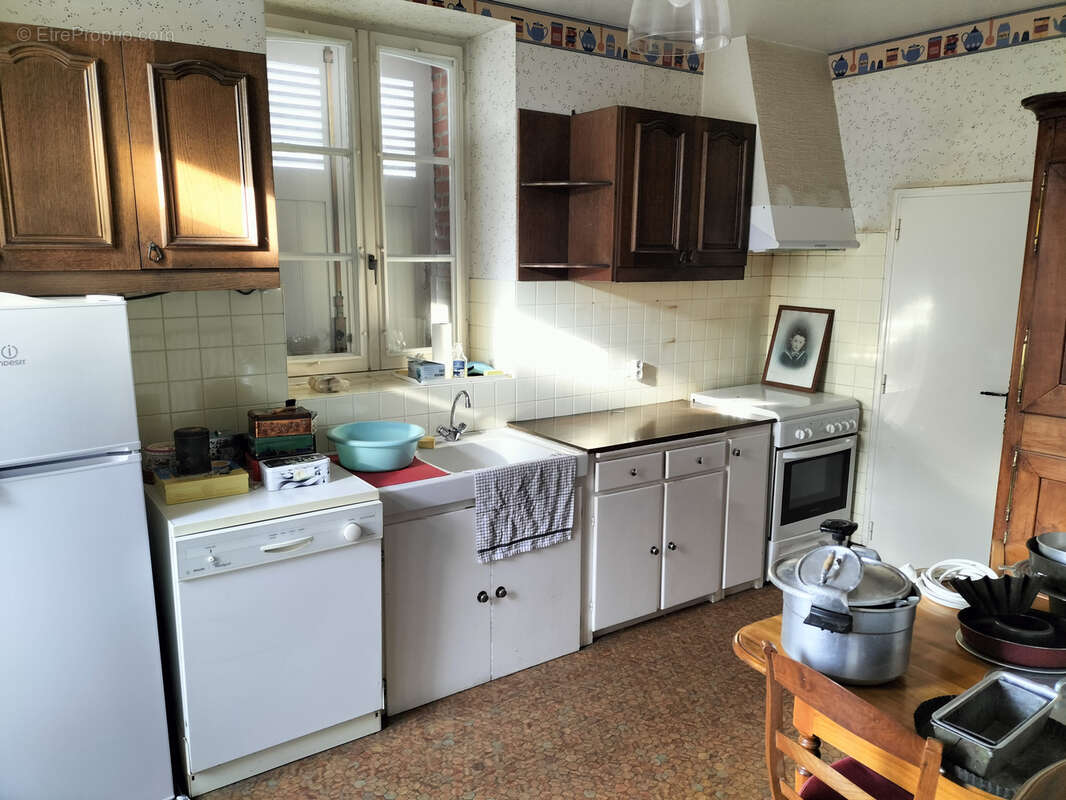 Maison à L&#039;HUISSERIE