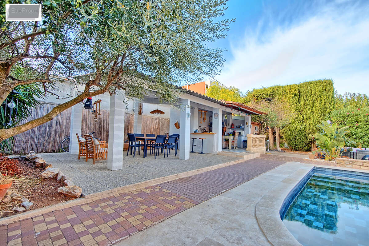 Maison à LA VALETTE-DU-VAR