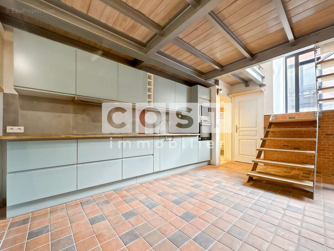 Maison à LA GARENNE-COLOMBES