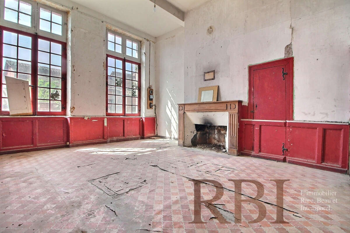 Maison à MONTESQUIEU-VOLVESTRE