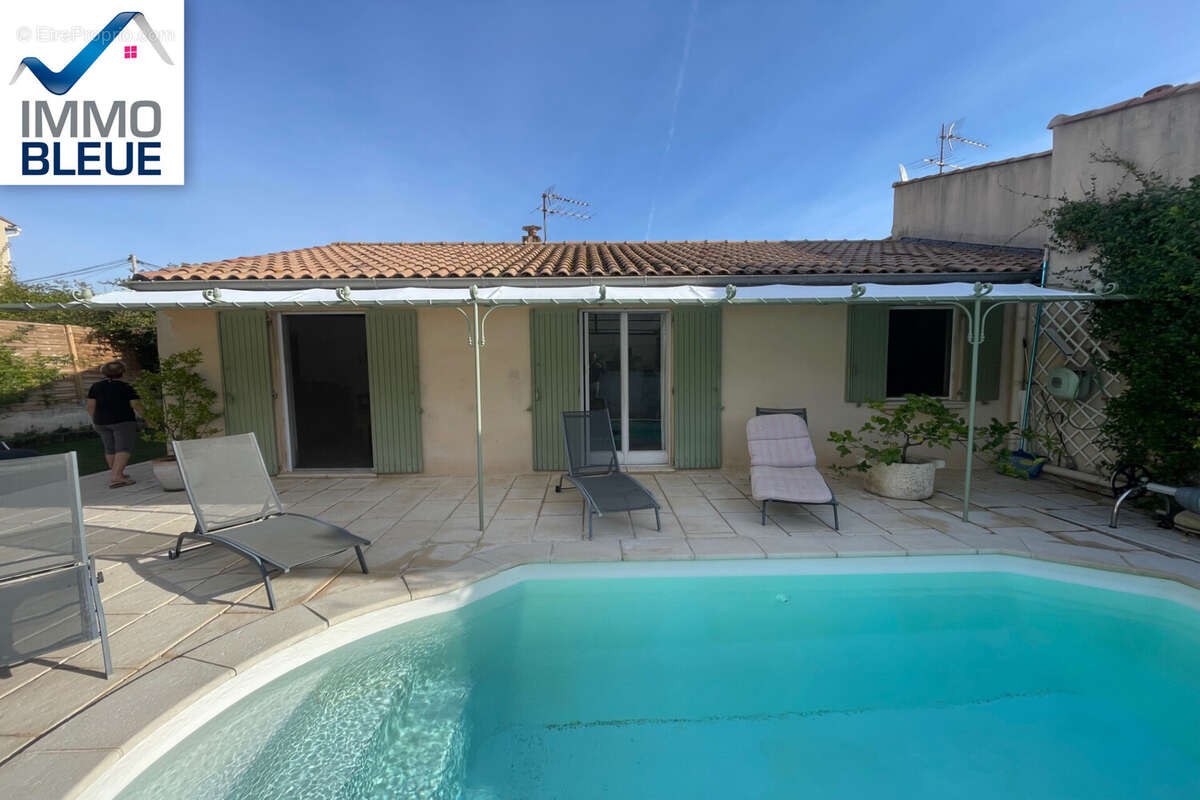 Maison à CHATEAUNEUF-LES-MARTIGUES