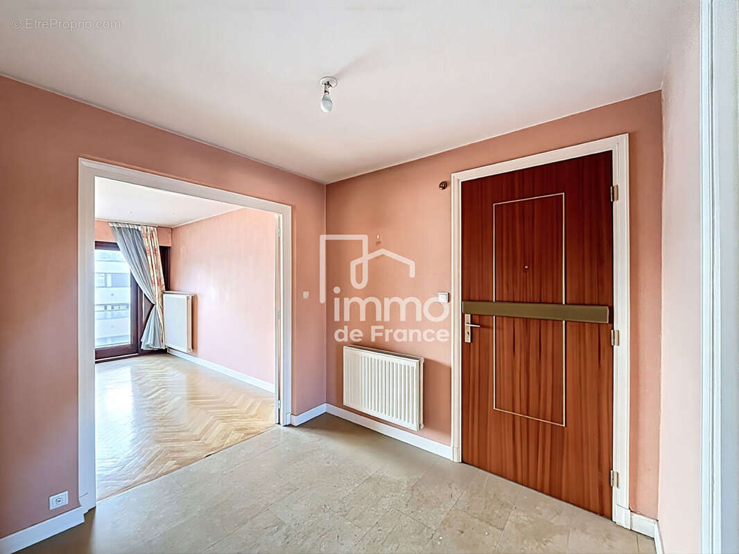 Appartement à OYONNAX
