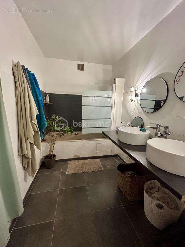 Appartement à URRUGNE
