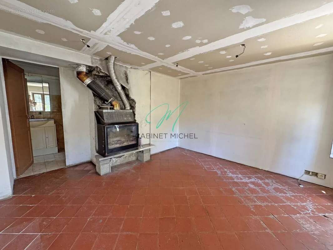 Maison à MOUANS-SARTOUX