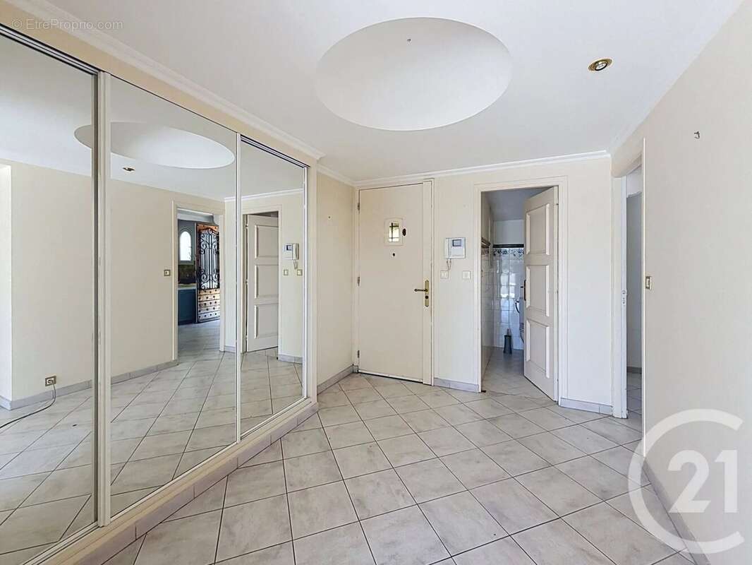 Maison 161 m² à Mougins  - photo 9