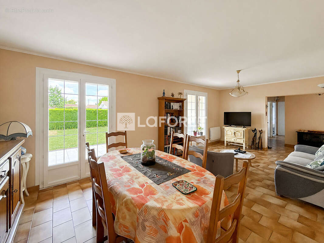 Maison Saint Sulpice De Faleyrens 5 pièce(s) 95 m² - photo 6