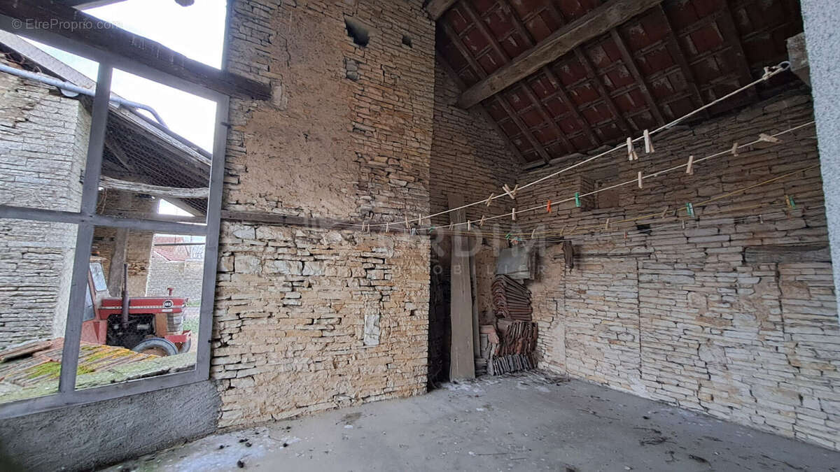 Maison Cruzy Le Chatel 3 pièce(s) - photo 11