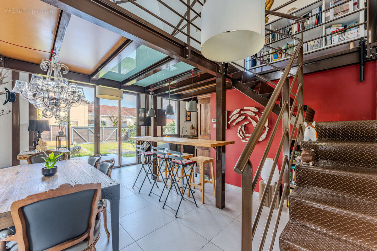 Maison à LE BOUSCAT