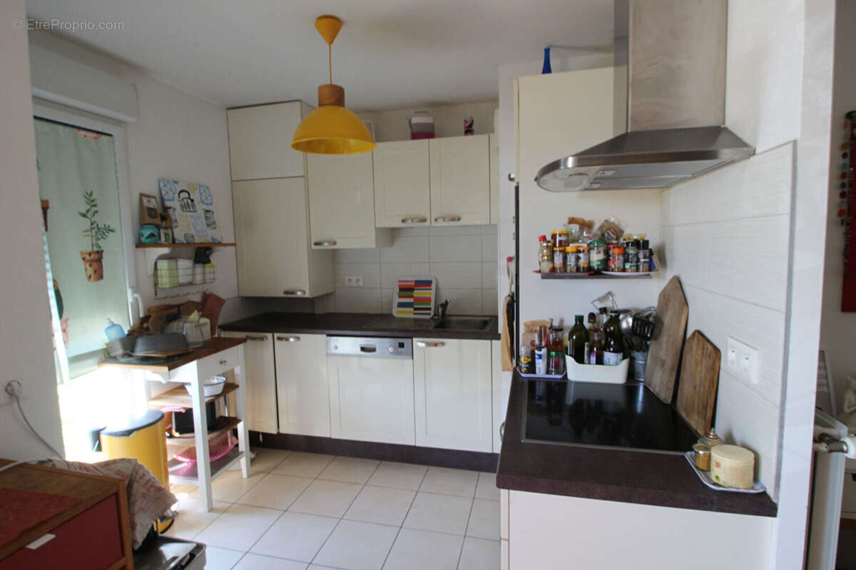 Appartement à MONTGERMONT