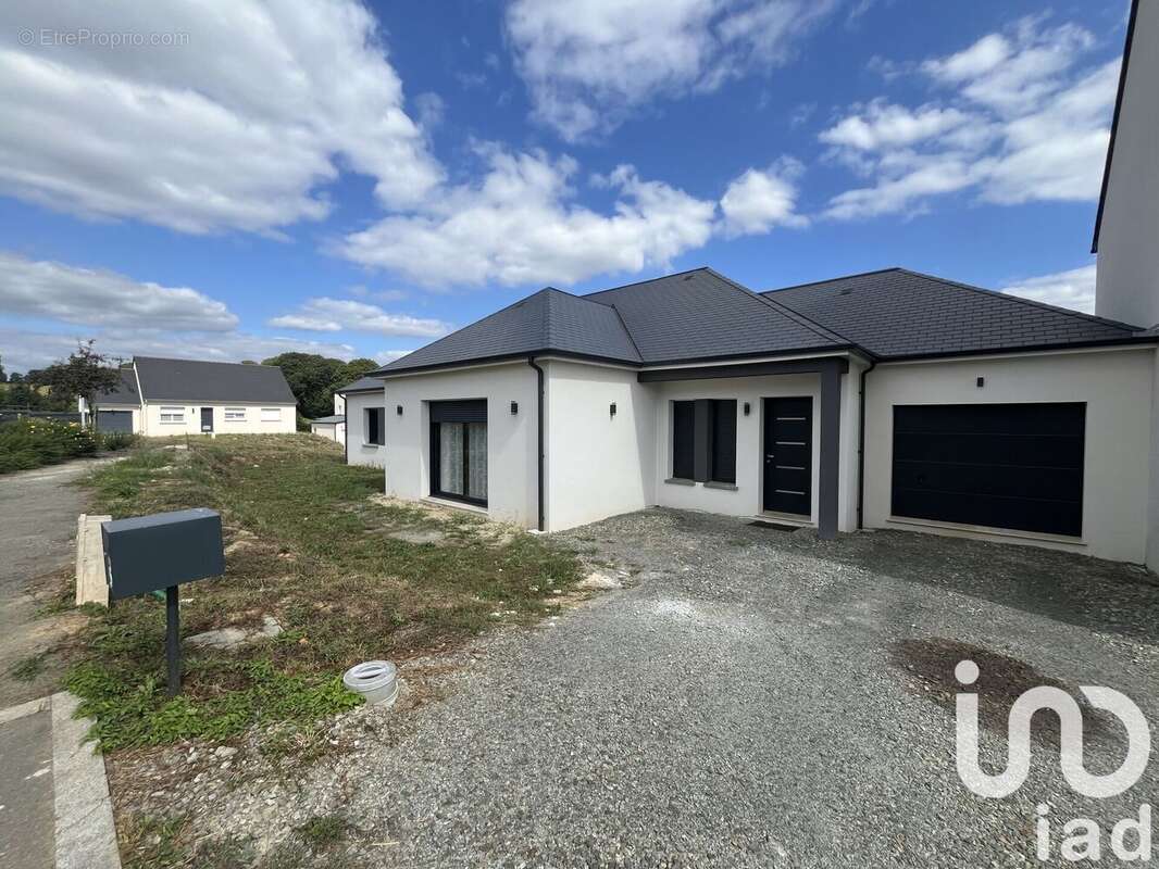 Photo 3 - Maison à LA CHAPELLE-JANSON