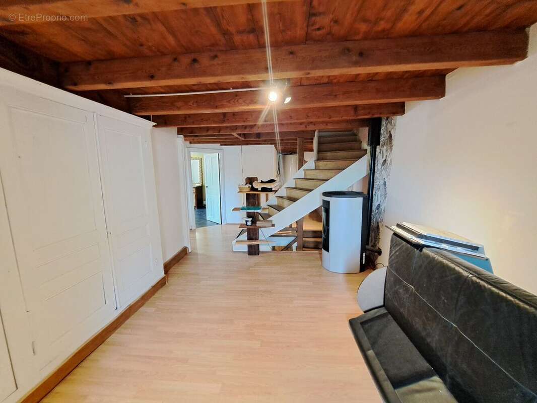 Photo 7 - Maison à SAINT-PIERRE-LA-BOURLHONNE