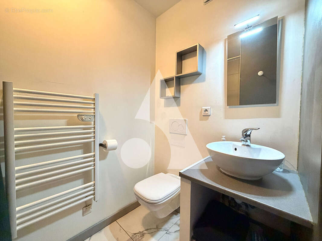 Appartement à AIX-LES-BAINS