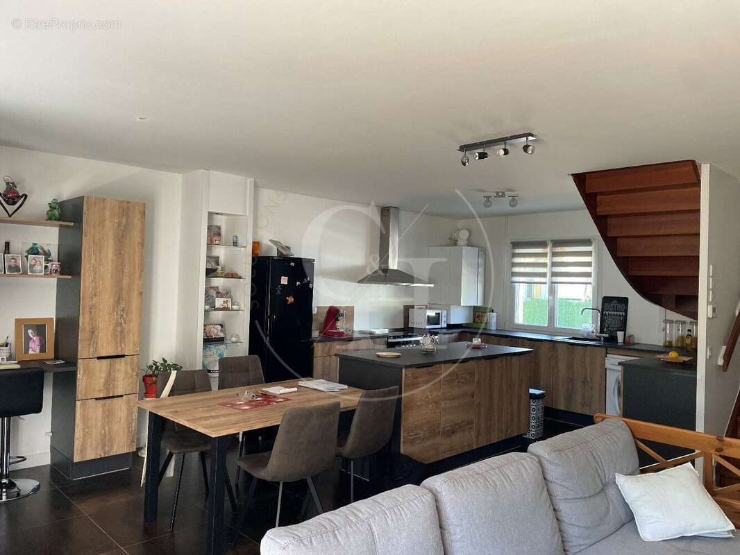 Photo 3 - Maison à VONNAS
