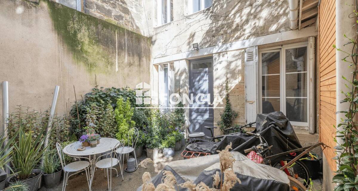 Appartement à BORDEAUX