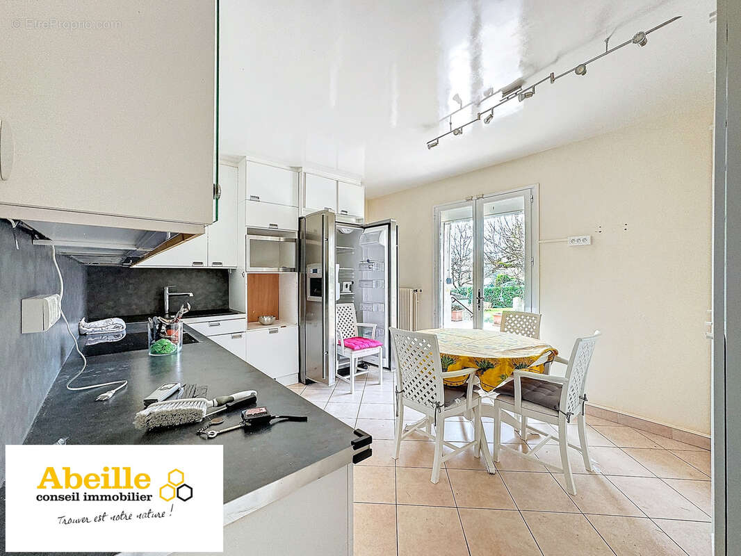 Maison à SAINT-CHERON